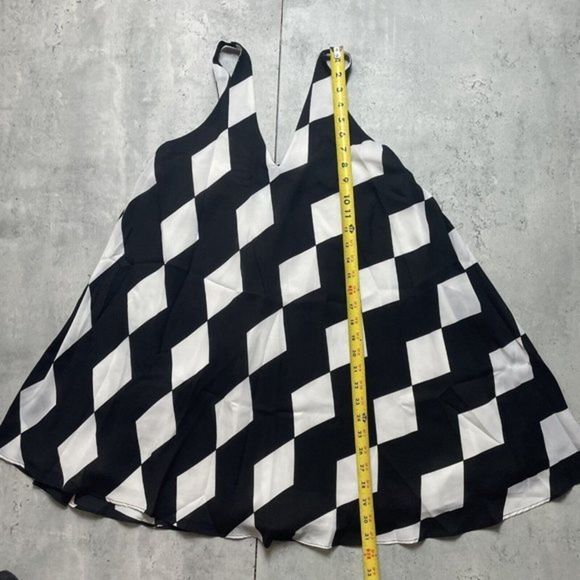 Sam Edelman Diamond Stretch Trapeze Dress Black White V Neck Sleeveless Size XS - Picture 7 of 8